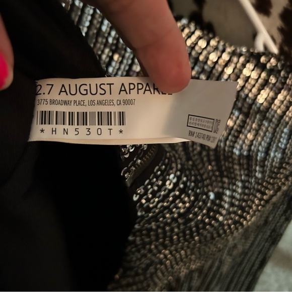 Endless Rose Cropped Open Back Sequins Top - Picture 6 of 8